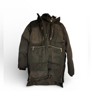 OROLAY Black Down Puffer Jacket with Zippered Pockets